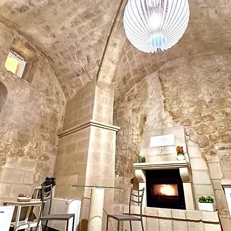 Alle Grotte Pensión 4*